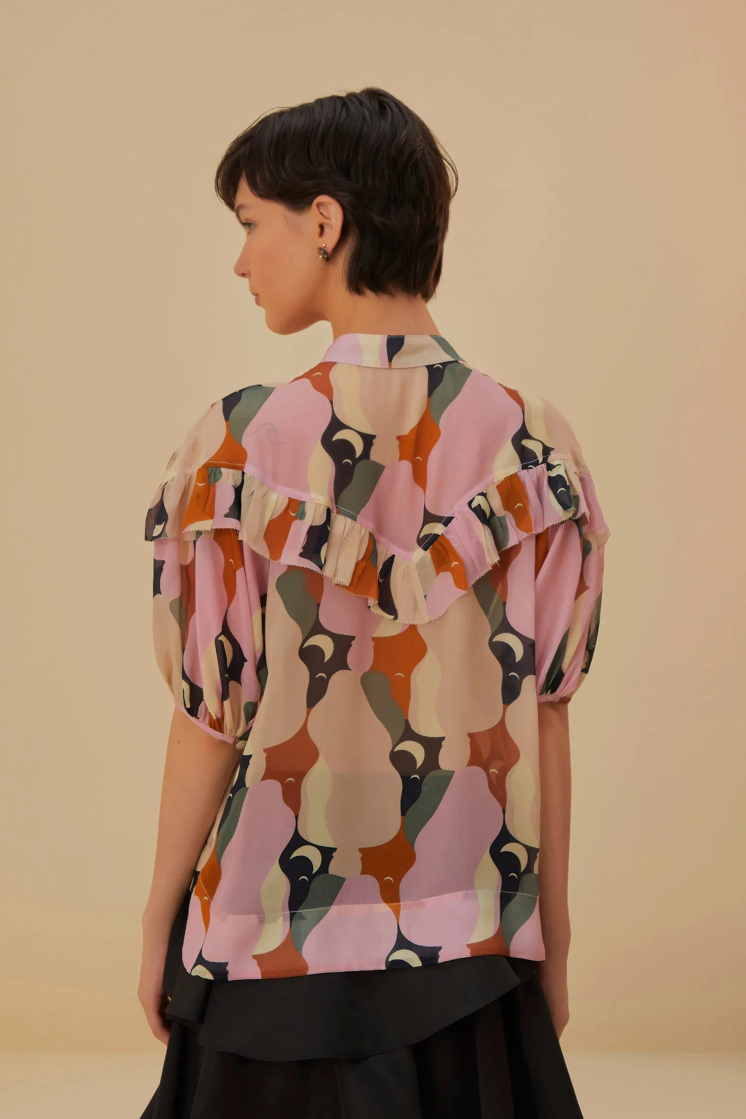 FARM Rio THE KISS MULTICOLOR SHORT SLEEVE BLOUSE