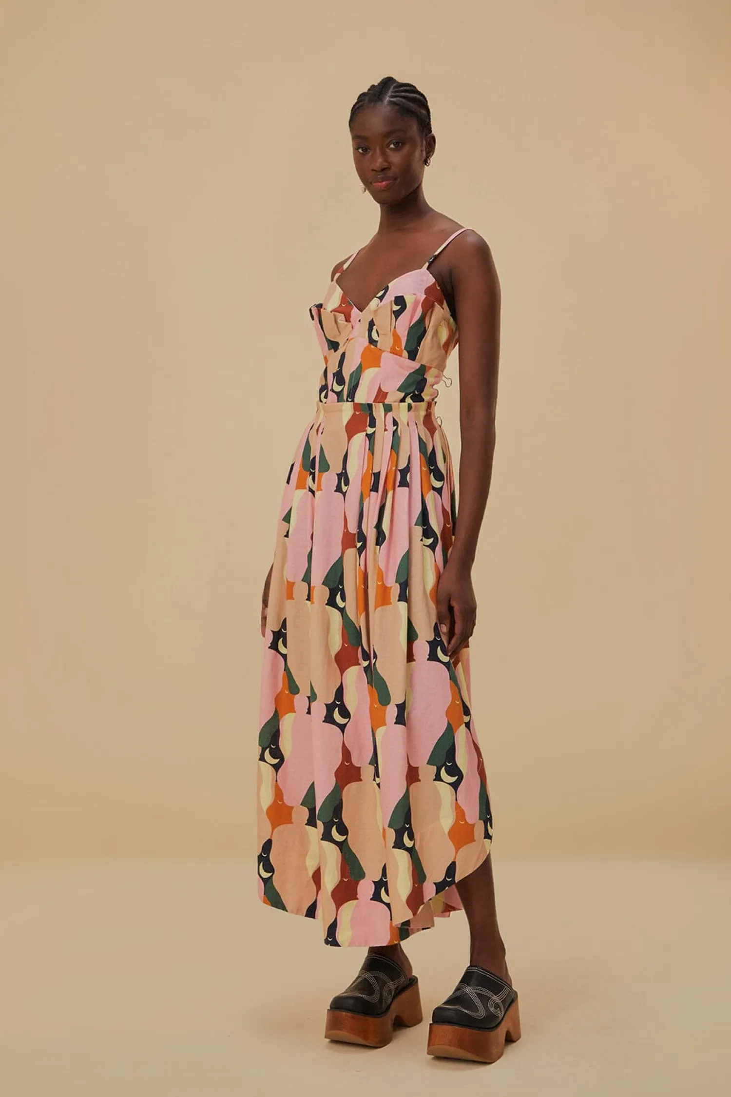 FARM Rio THE KISS MULTICOLOR SLEEVELESS MIDI DRESS
