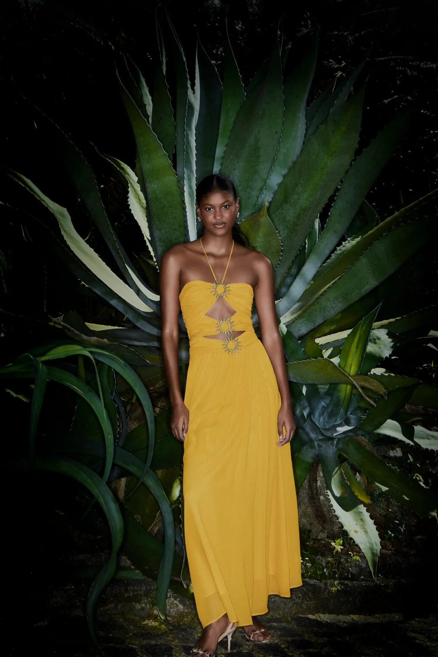 FARM Rio YELLOW SLEEVELESS MAXI DRESS WITH SUN BUCKLE